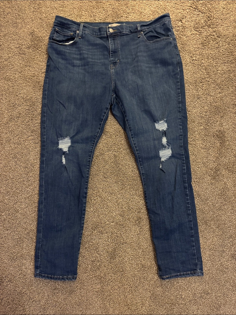 Levi's Dark Blue Skinny Jeans with Knee Distressing